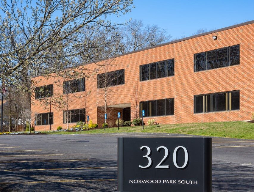 R.W. Holmes Achieves Full Occupancy at 320 Norwood Park South with