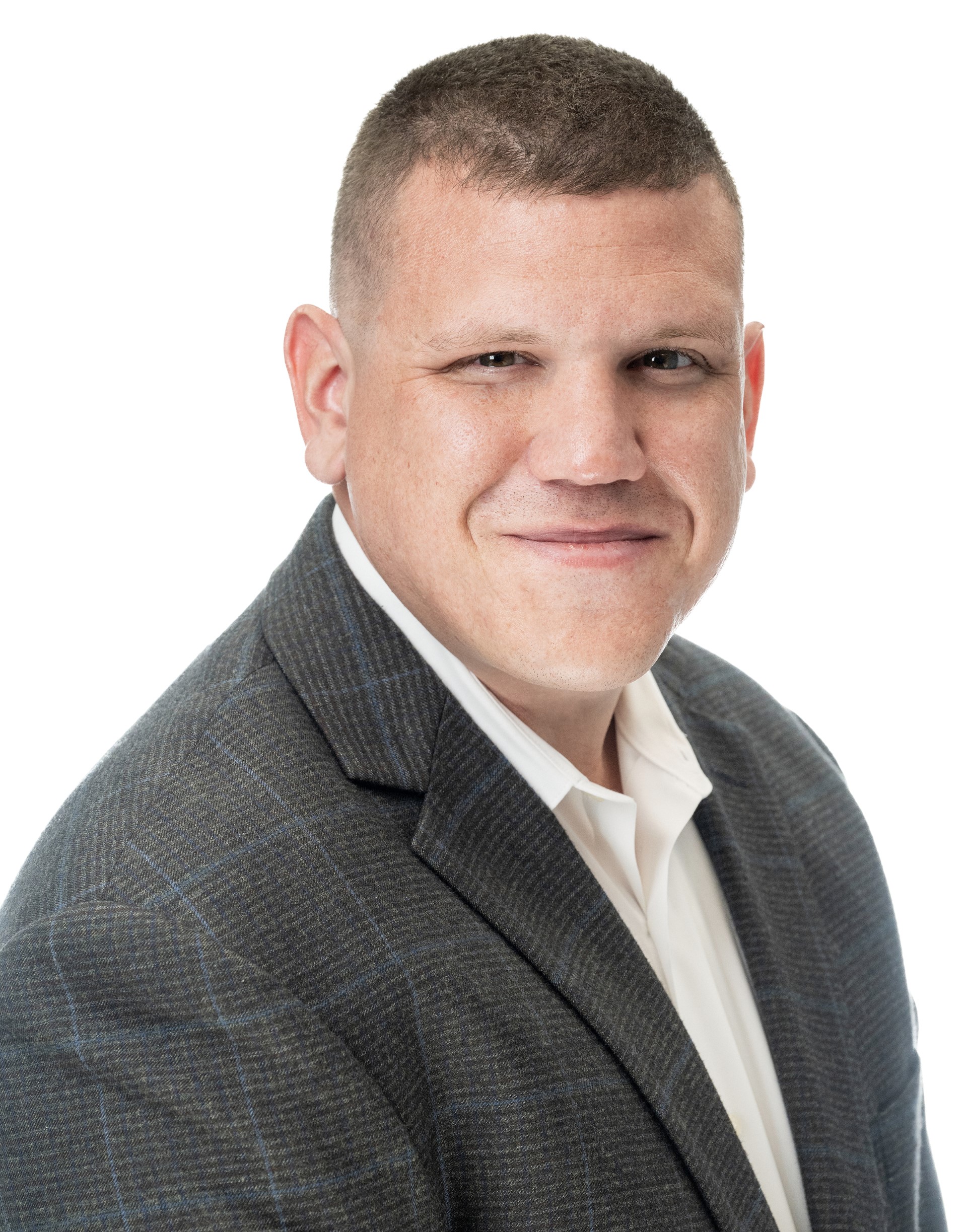 Cambridge Savings Bank Hires Michael Richardson as Vice President