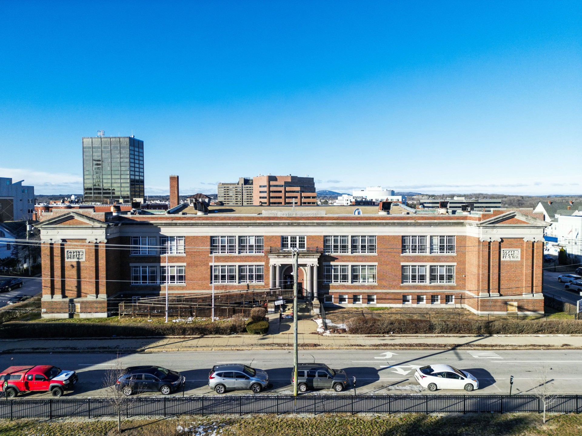 Marcus & Millichap Brokers $3.9 Million Sale of Downtown Manchester Commercial Building - Boston Real Estate Times